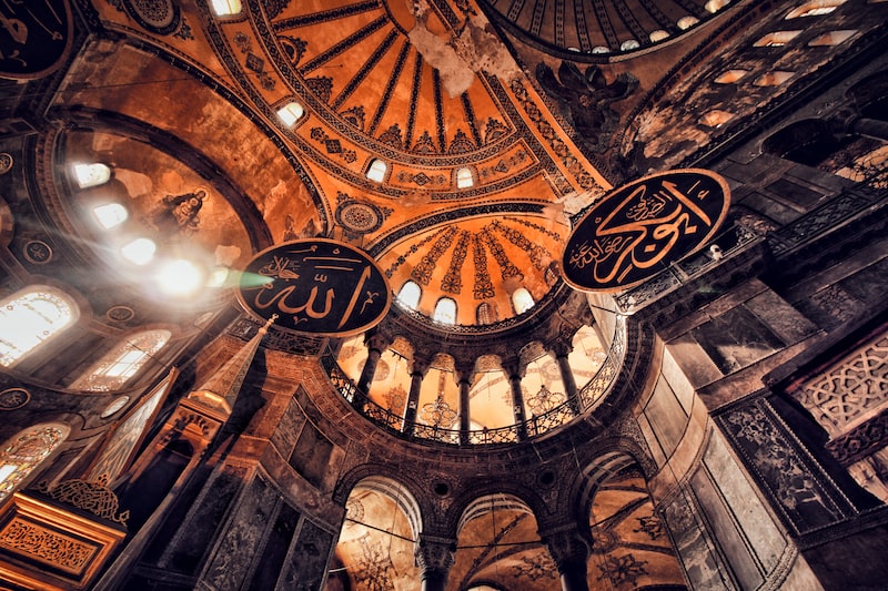 Kıbrıs'ın Tarihi ve Kültürel Şenlikleri Kıbrıs'ın Tarihi ve Kültürel Şenlikleri